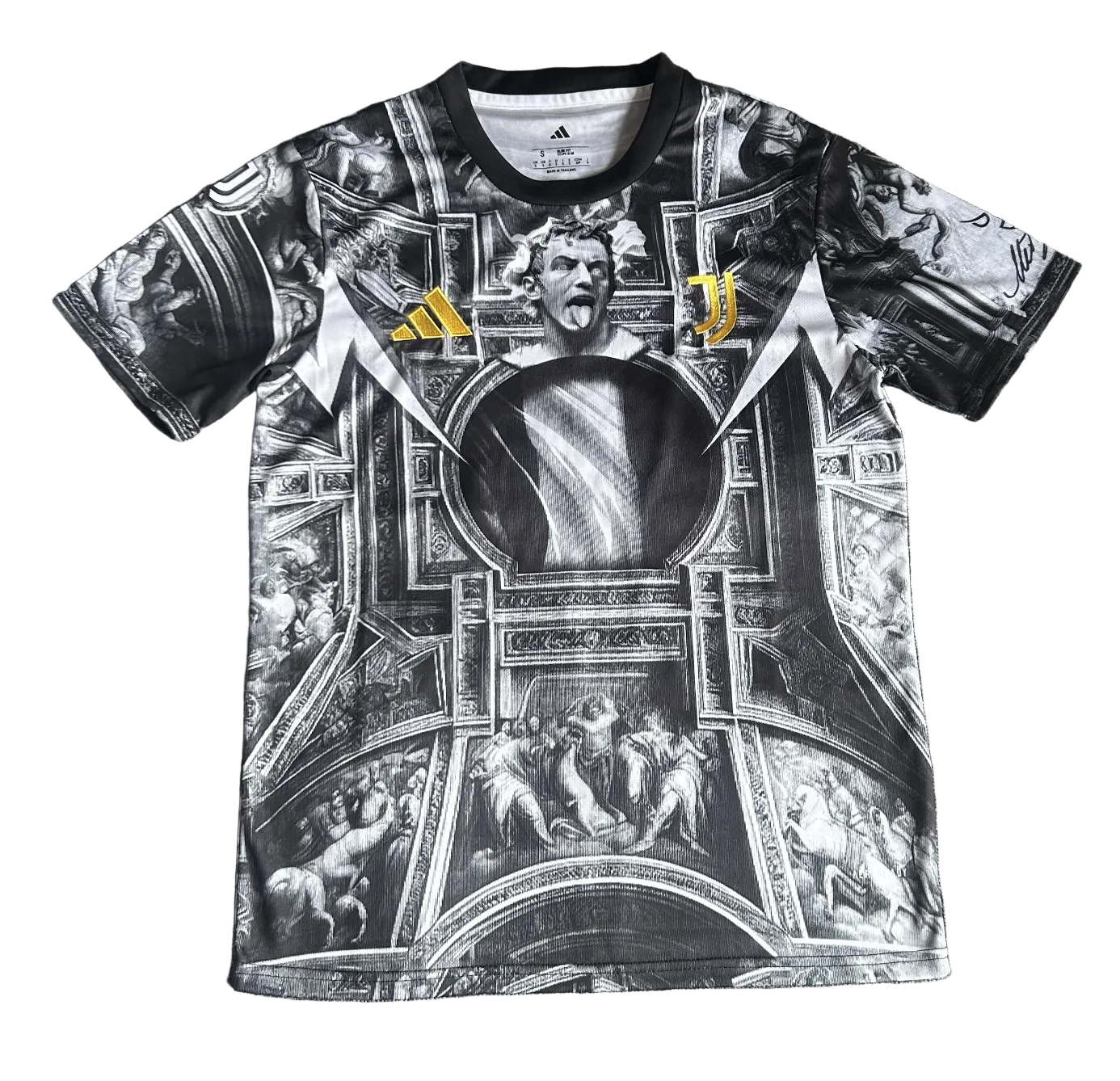 Juventus 2026 Trikot vor dem Spiel  