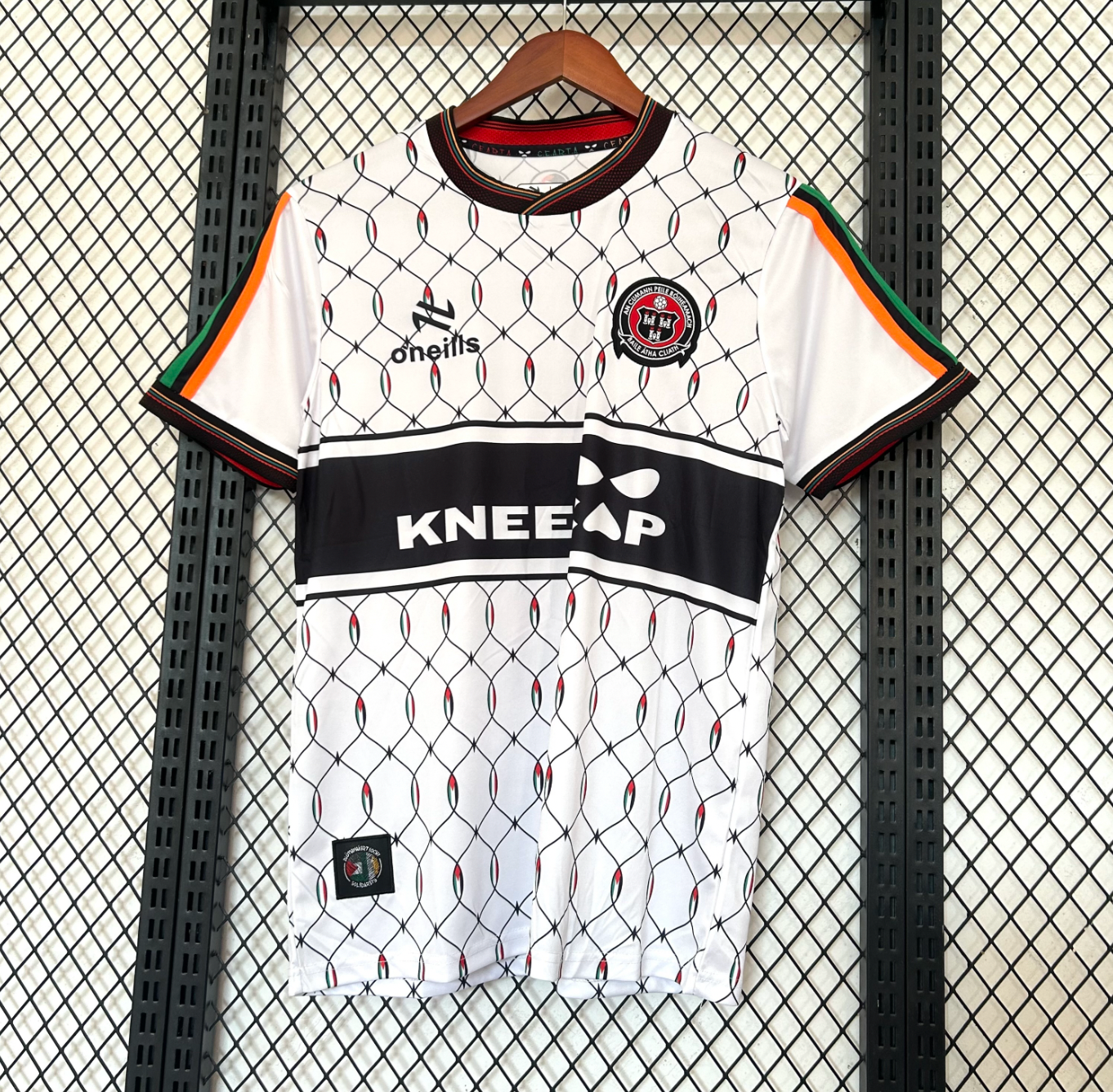 Bohemian FC x Kneecap 2026 Auswärtstrikot – Palästina Unterstützungsedition
