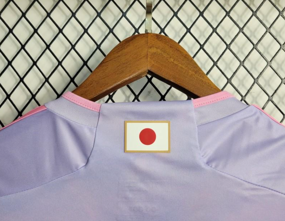 Japan 23-24 | Pink Sonderedition