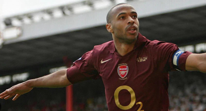 Arsenal 2005-2006 Home Retro Kit - Highbury Farewell Edition