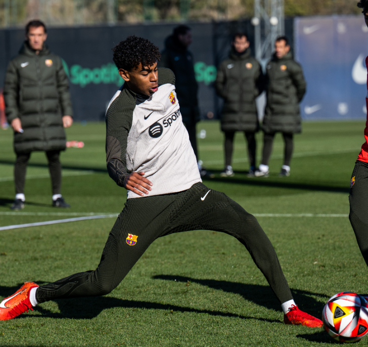Barcelona 23-24 offizieller Trainingsanzug