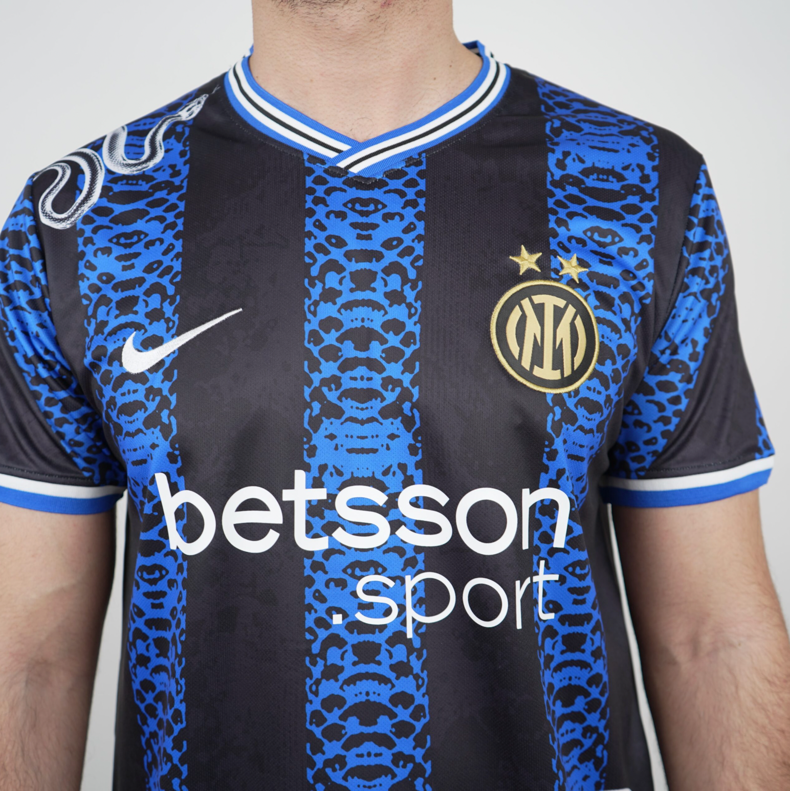 Inter Mailand Kobra-Trikot 24/25