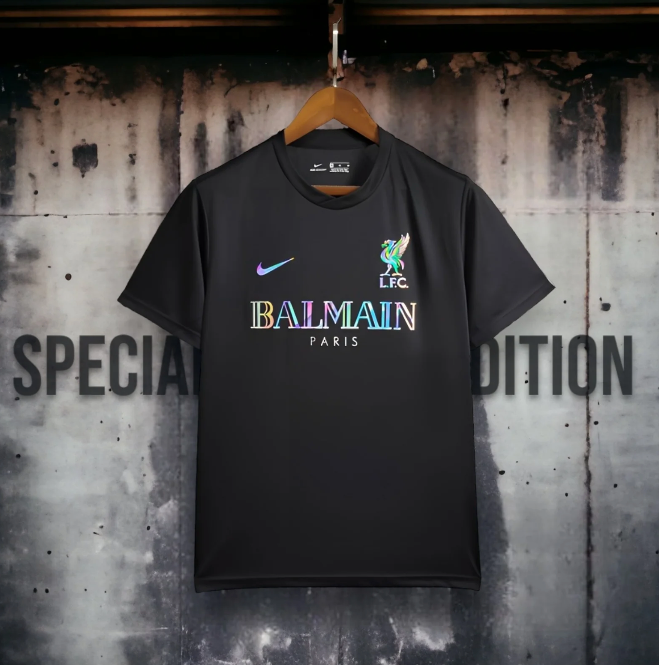 Liverpool x Balmain Sonderedition