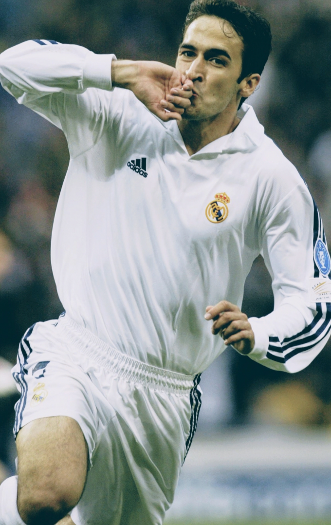 Camisola retro de manga comprida do Real Madrid 2001/2002