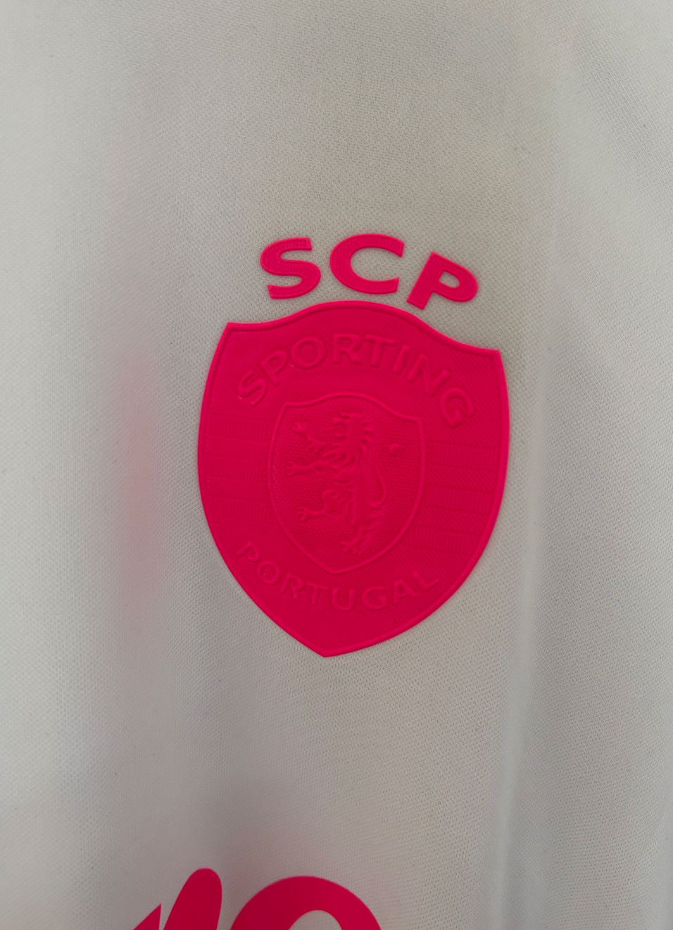 Sporting Lissabon 2026 Weißes und Pinkes Trikot