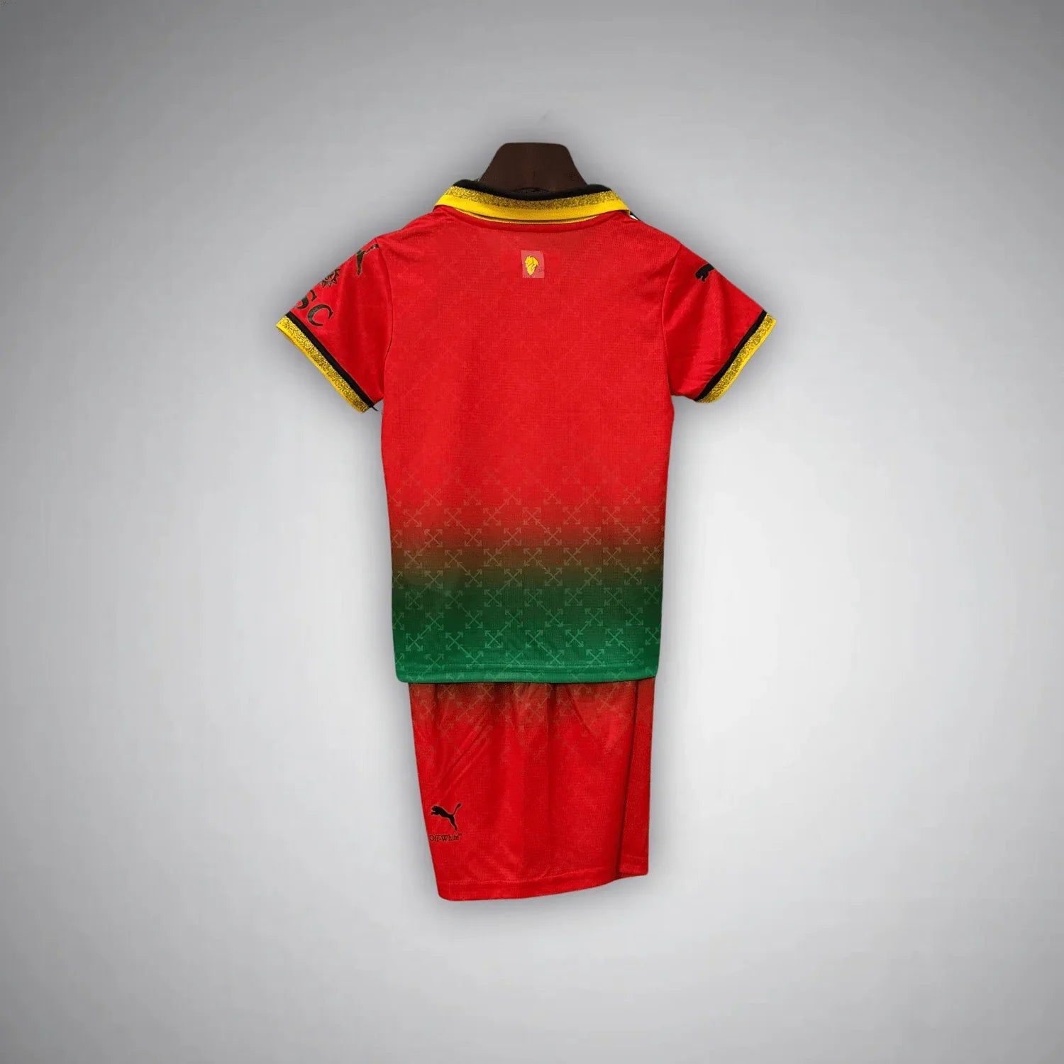 AC Mailand Off-White Rotes Kindertrikot 2025/2026
