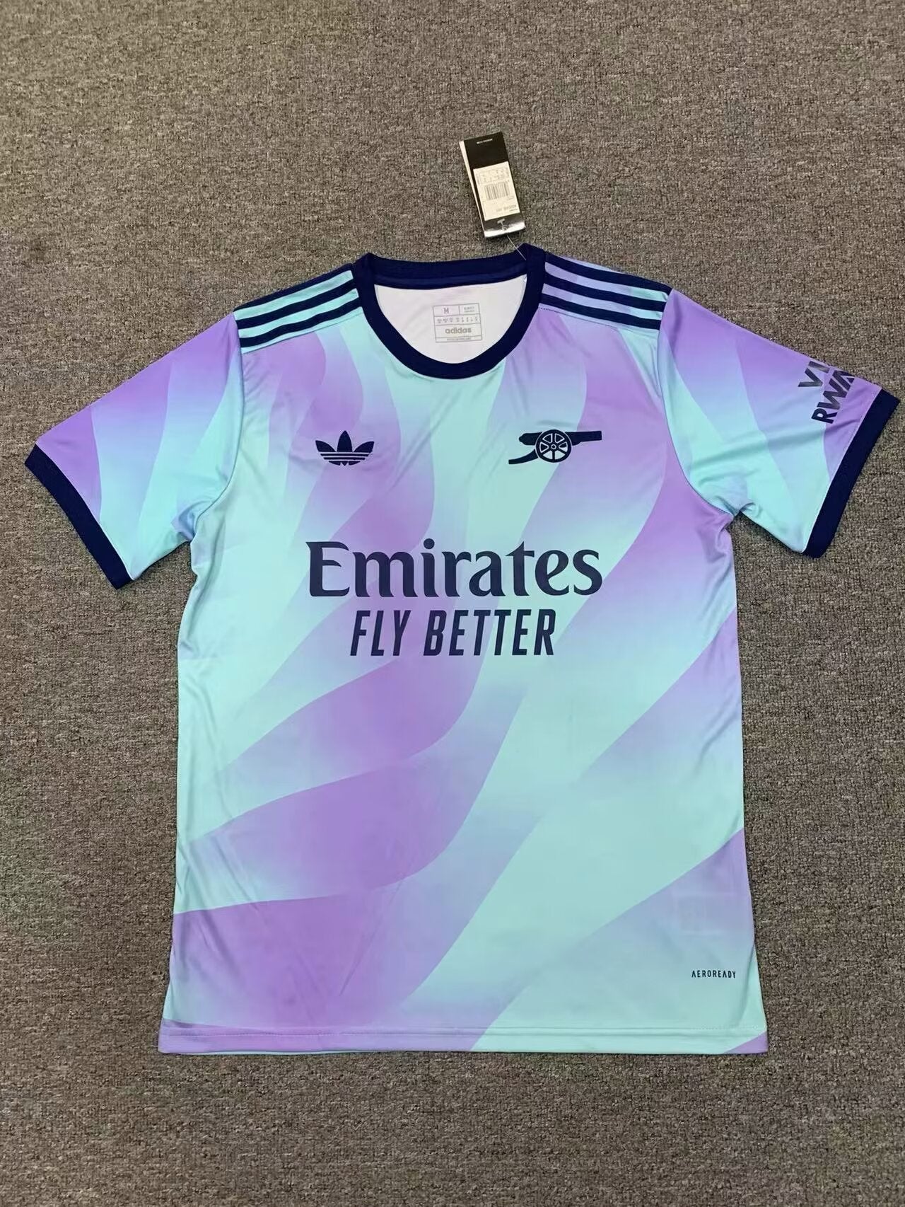 Terzo kit Arsenal 2024/2025