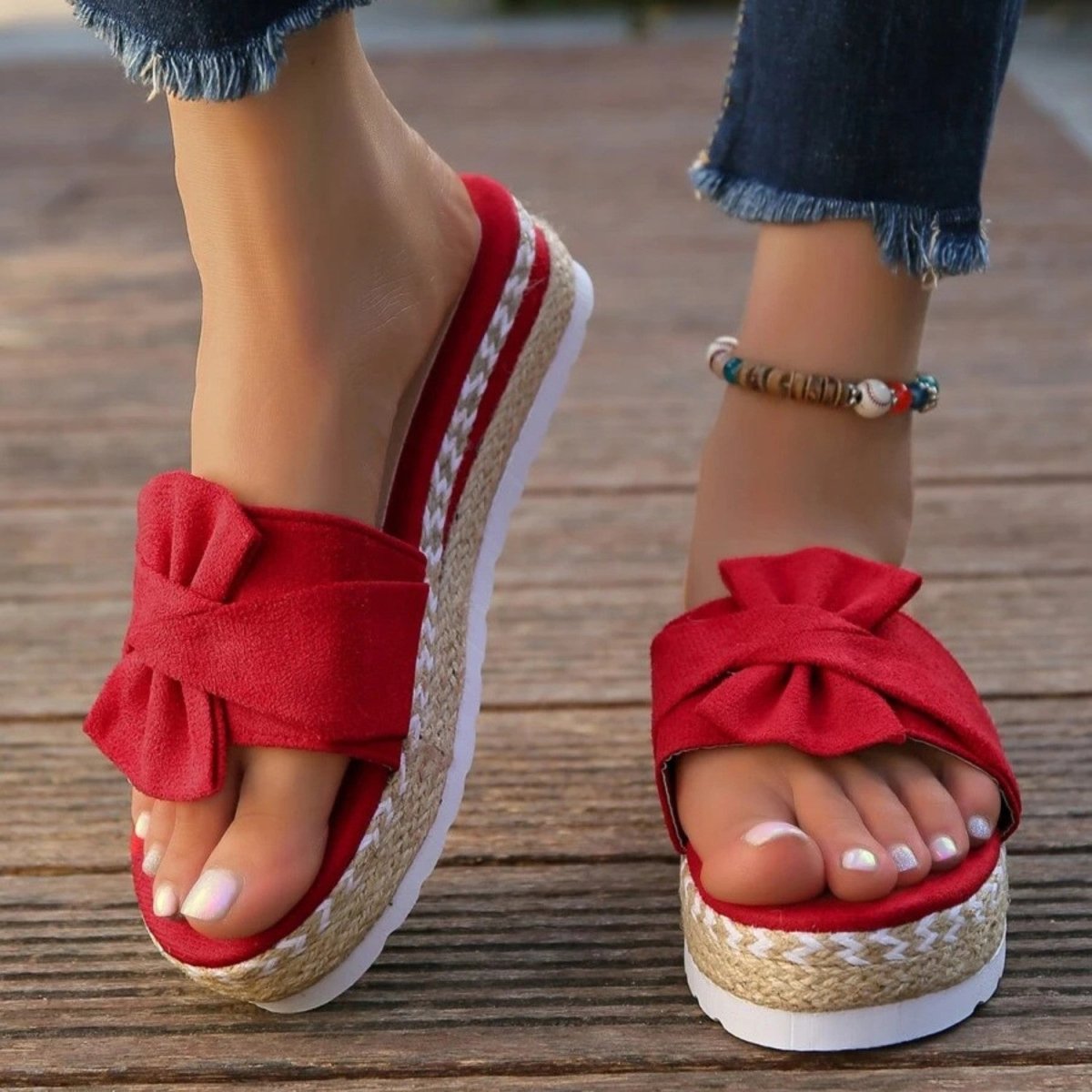 Bow Platform Comfort Sandals