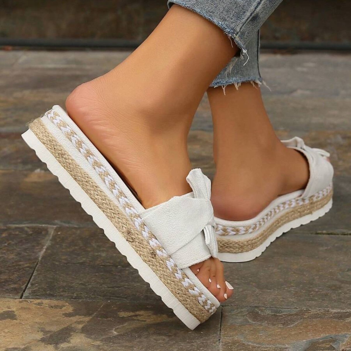 Bow Platform Comfort Sandals