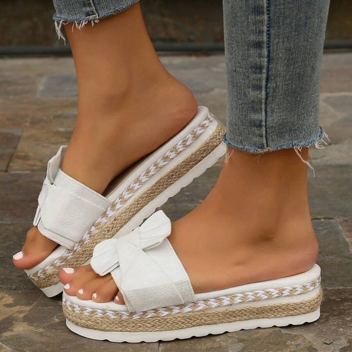 Bow Platform Comfort Sandals