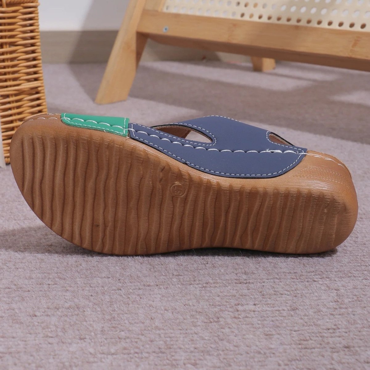 Comfortable Adjustable Wedge Sandals