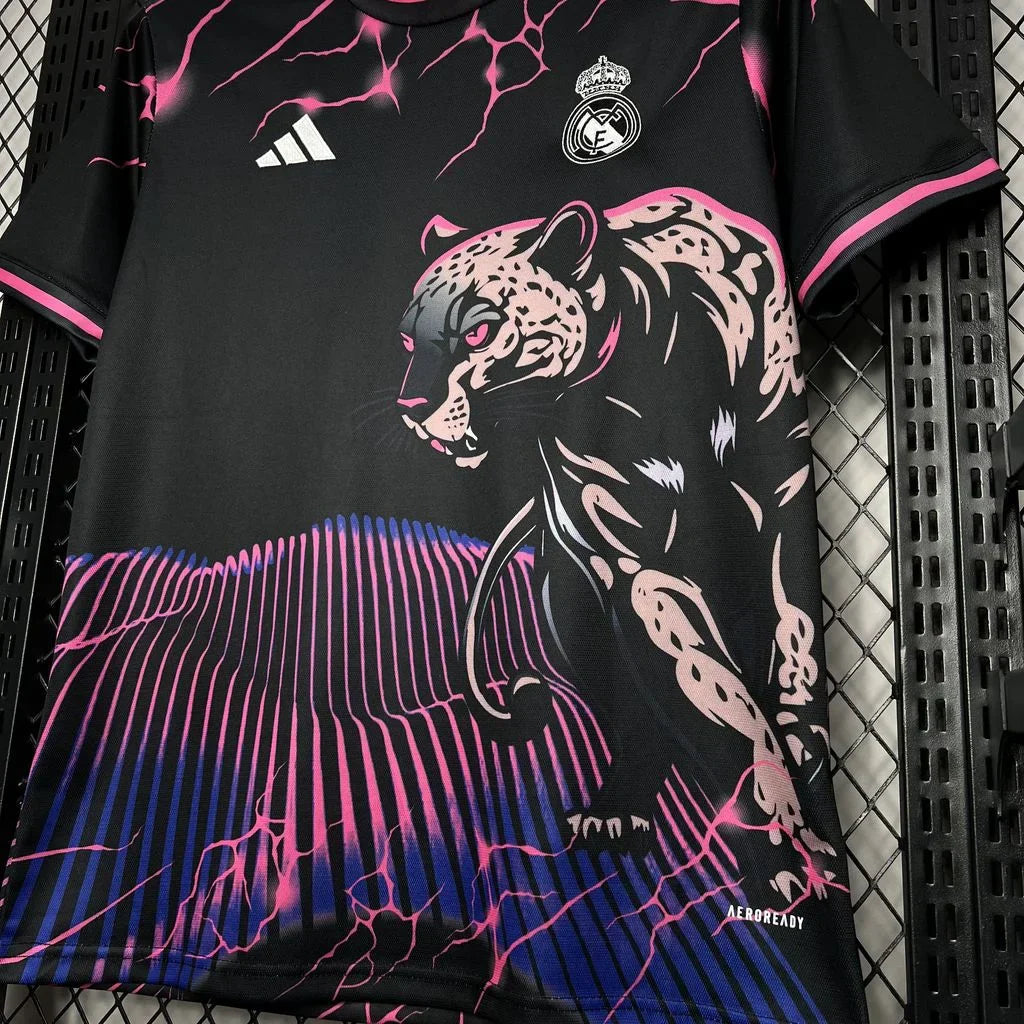 Maglia speciale pantera Real Madrid 24/25 viola