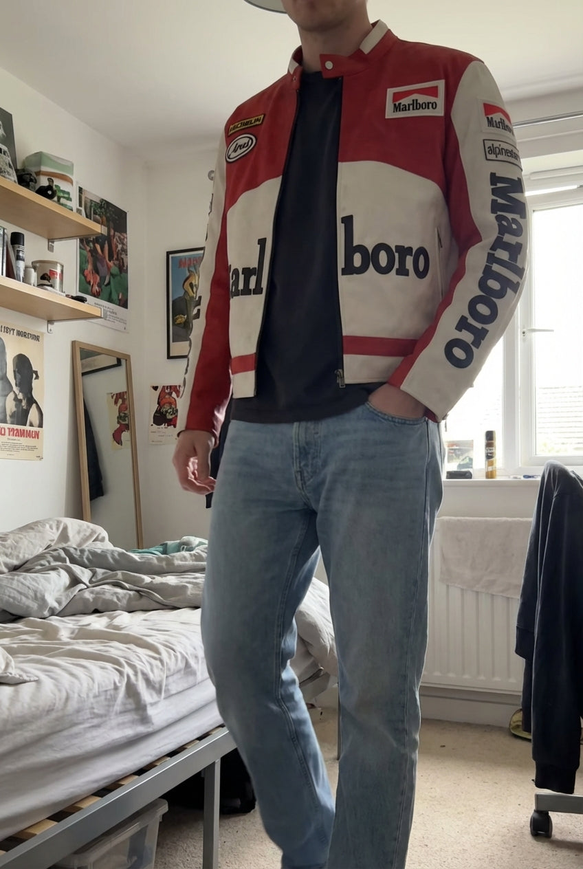 Giacca Color Block Marlboro Racing Rossa e Bianca | Zip Front con Logo Patch Stile Moto