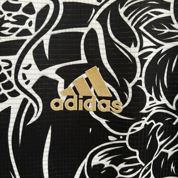 Real Madrid Drache Mítico Sonderedition Trikot