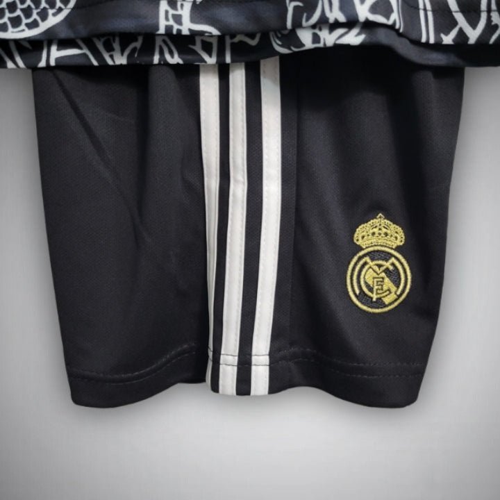Real Madrid Spezielles Schwarzes Drachen-Trikot